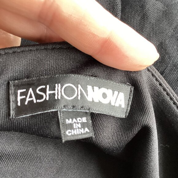 Black Feathered Ruffled Mesh Corset Maxi Dress - Small - Picture 6 of 10